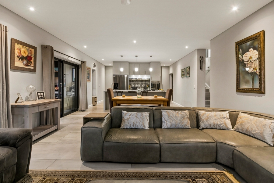 3 Bedroom Property for Sale in Myoli Beach Western Cape